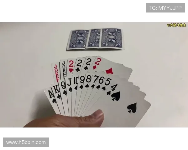 专业斗地主打牌技巧大全,帮助新手快速提升牌技赢得更多胜利 专业斗地主打牌技巧大全,帮助新手快速提升牌技赢得更多胜利